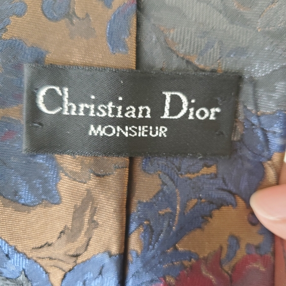 Christian Dior Paisley Tie - Picture 2 of 3